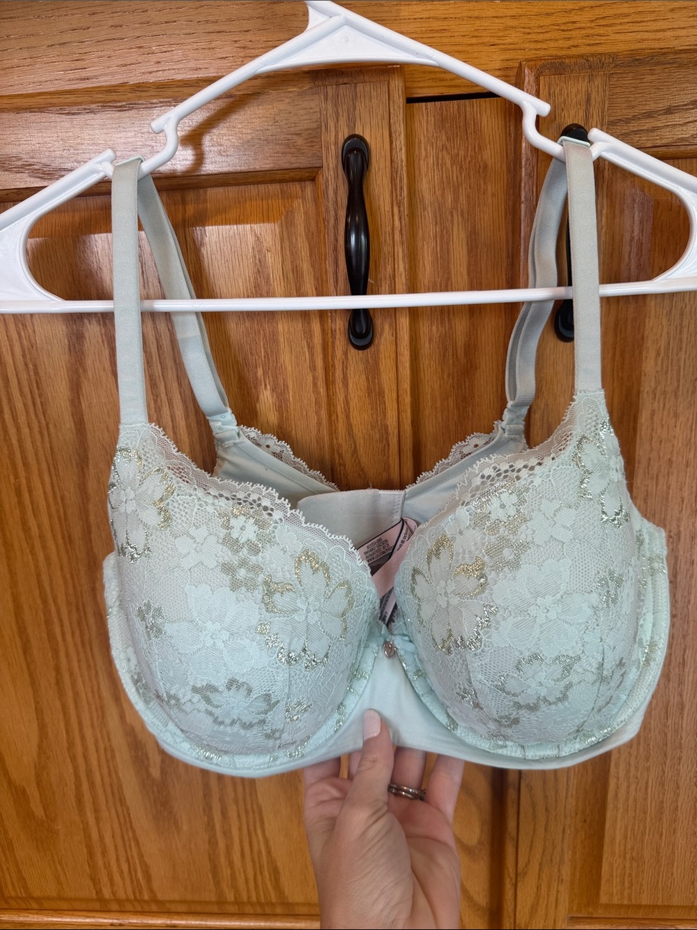 654 Victoria’s Secret Body by Victoria Lined Demi Bra 34DDD Mint Lace Underwire